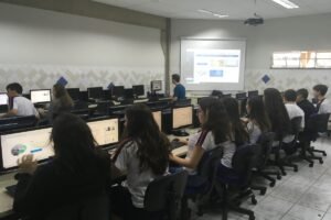 Tecnologia na Educação Escolar
